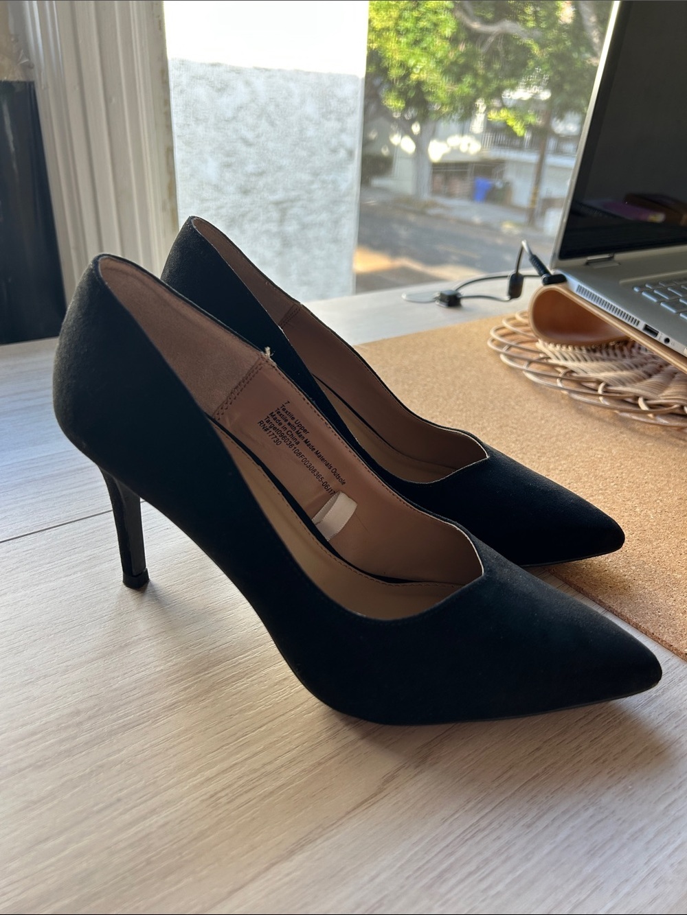 Kelly & Katie Heels. Size 7. 3.5” heel. Black suede.
